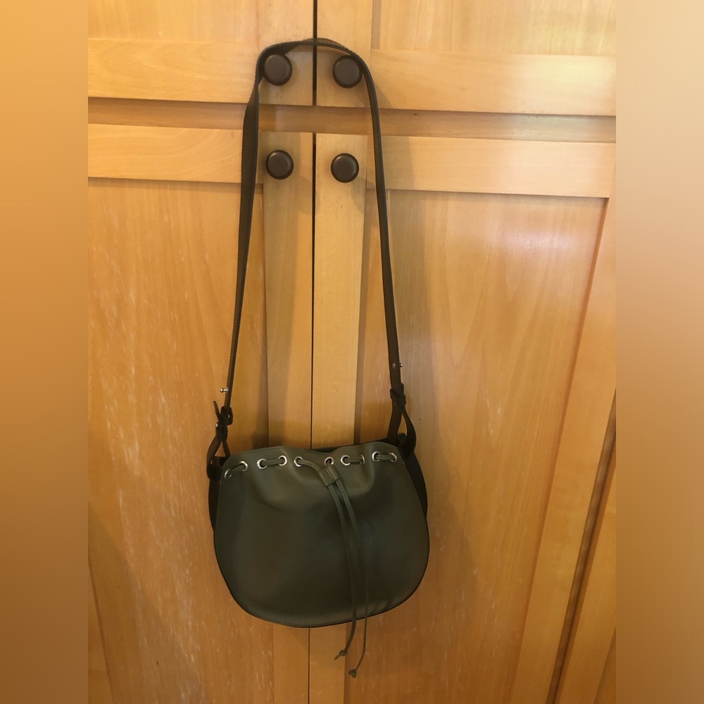 Bran new made in Italy designer bag well known designer in Europe called HIGH